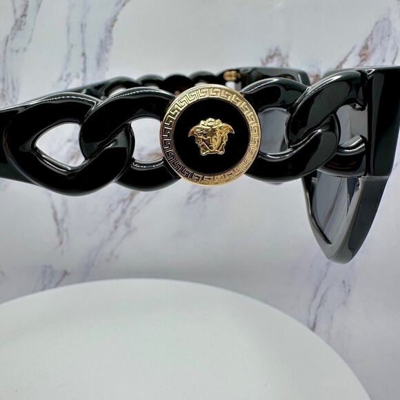 NEW Versace Sunglasses - Picture 4 of 13